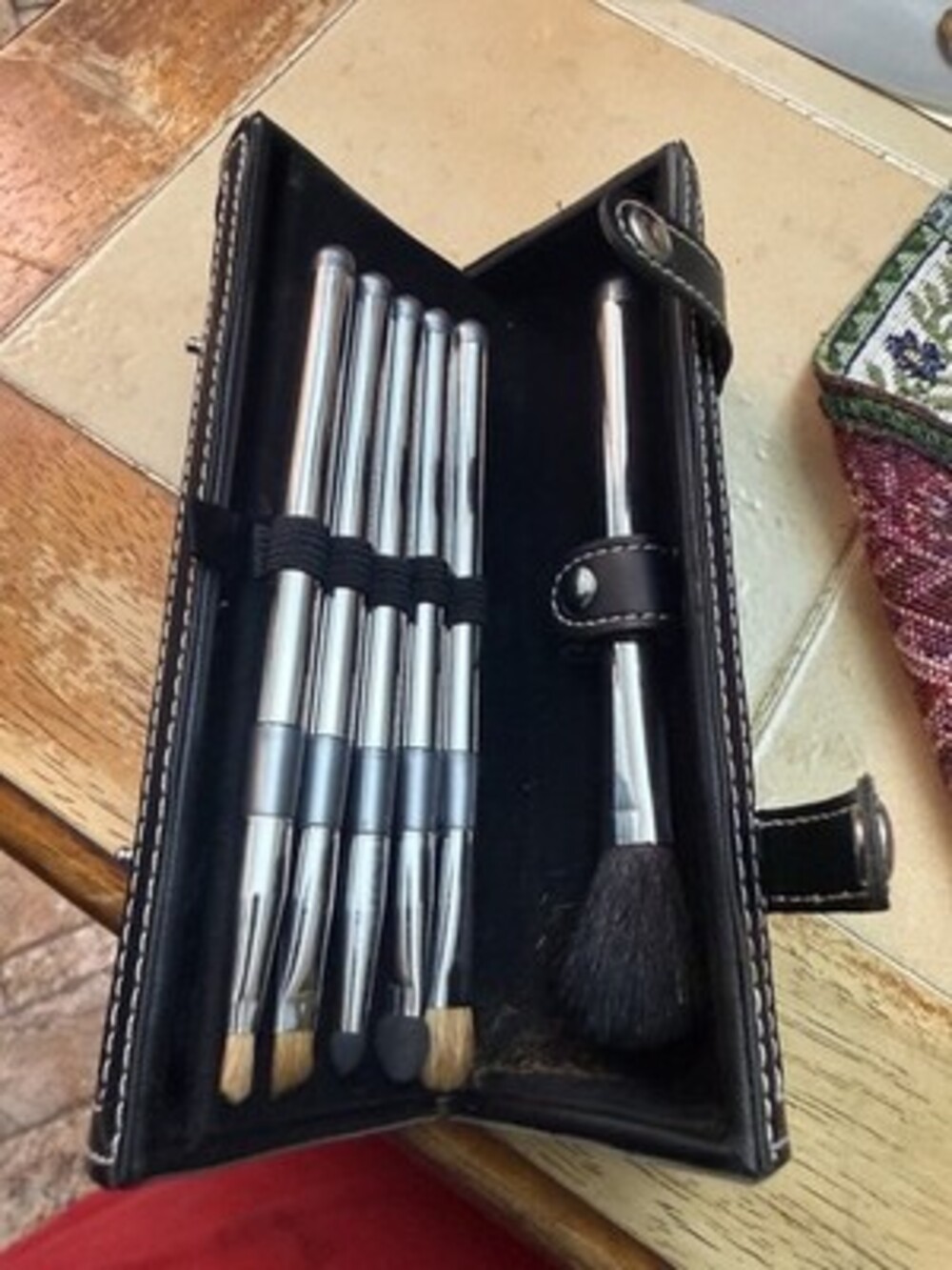 Silver Makeup Brush Set with Black Case